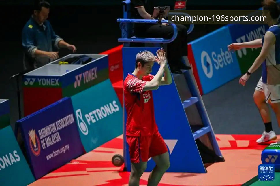国羽男单八年等待终结，石宇奇亚锦赛强势登顶最新战报